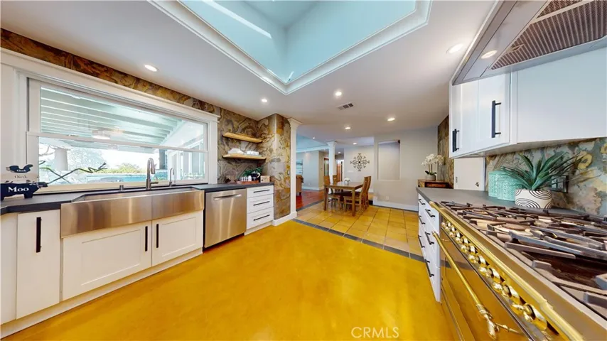25881 Cordillera Drive, Mission Viejo, California 92691