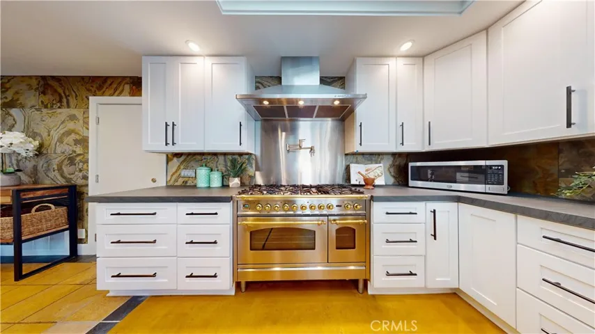 25881 Cordillera Drive, Mission Viejo, California 92691