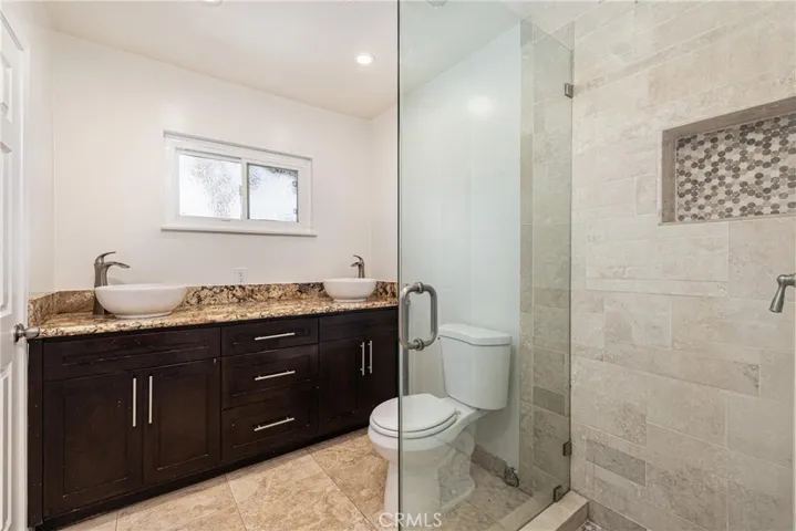 828 S Gilbuck Drive, Anaheim, California 92802