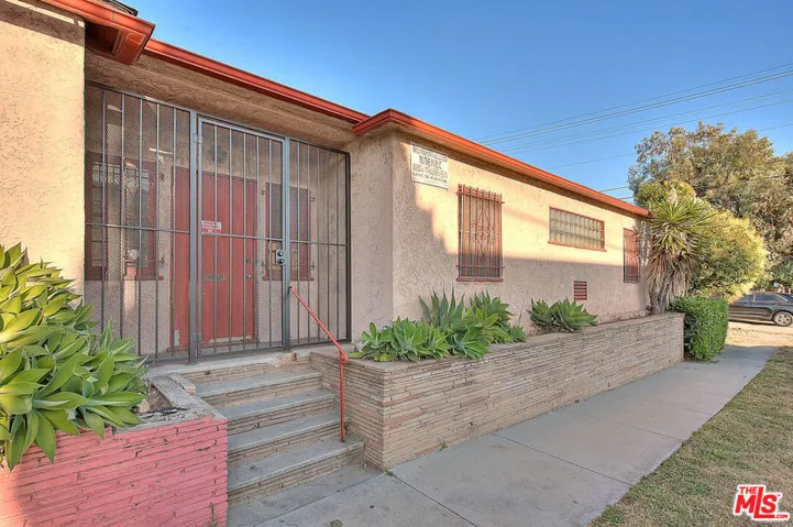 3956 W Slauson Avenue, Los Angeles, California 90043