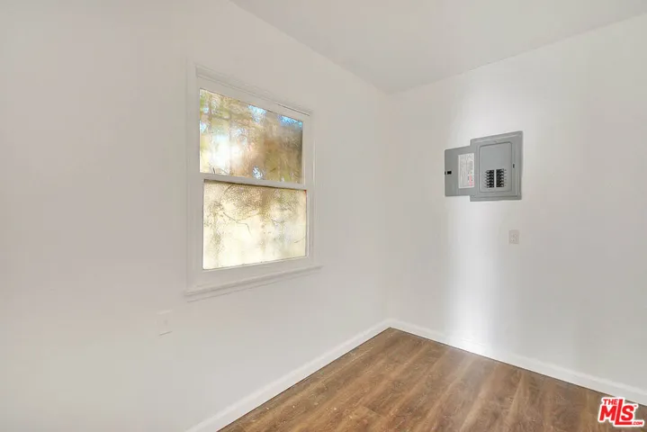 3956 W Slauson Avenue, Los Angeles, California 90043