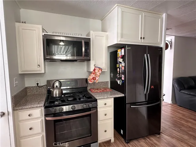 34480 County Line Rd 10, Yucaipa, California 92399