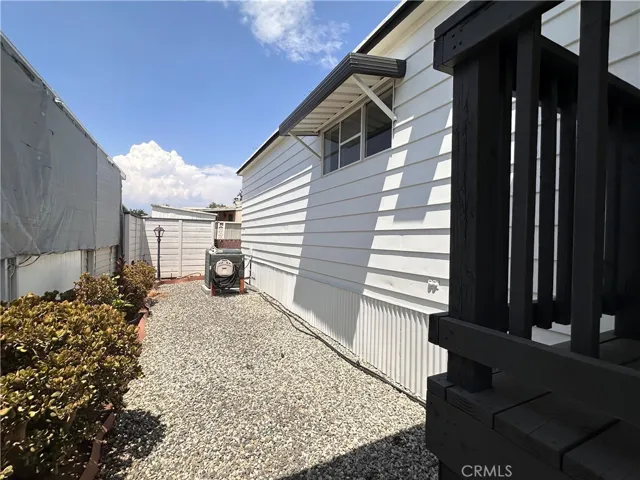34480 County Line Rd 10, Yucaipa, California 92399
