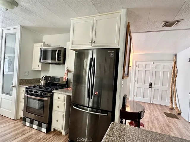 34480 County Line Rd 10, Yucaipa, California 92399