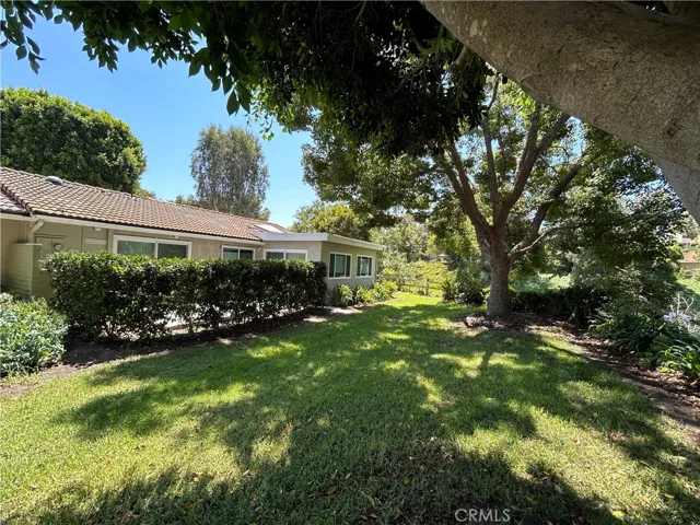 3297 San Amadeo A, Laguna Woods, California 92637