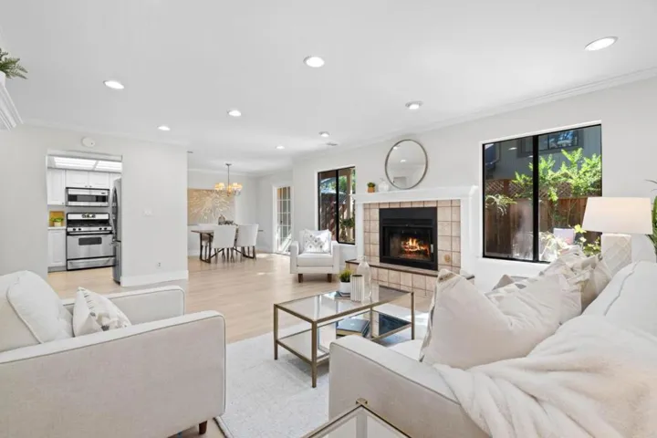 1165 Smith Avenue B, Campbell, California 95008