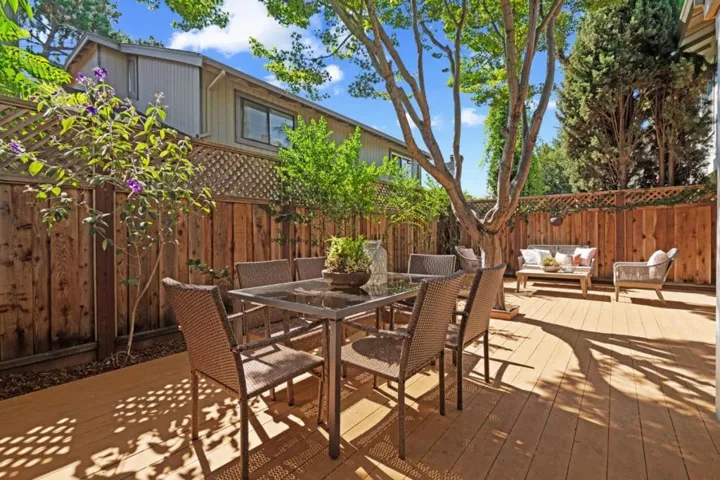 1165 Smith Avenue B, Campbell, California 95008