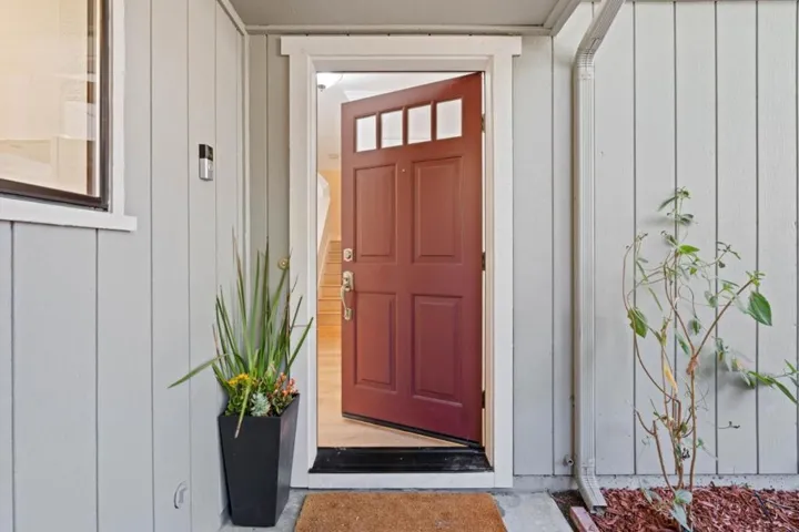 1165 Smith Avenue B, Campbell, California 95008