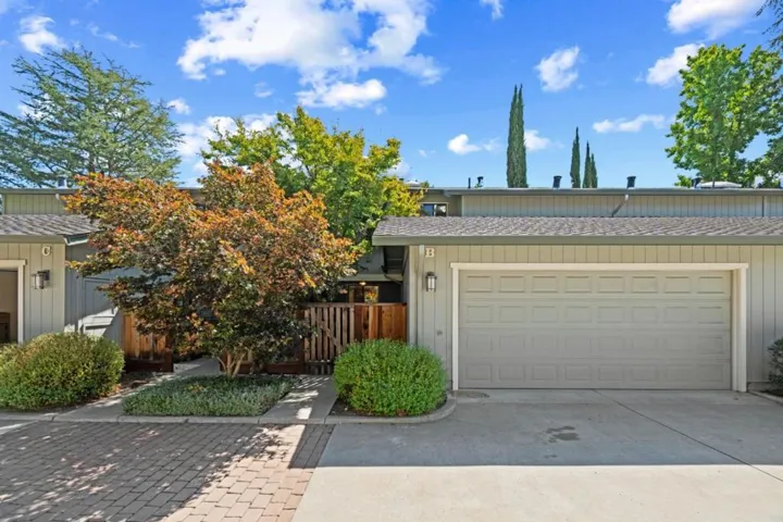 1165 Smith Avenue B, Campbell, California 95008