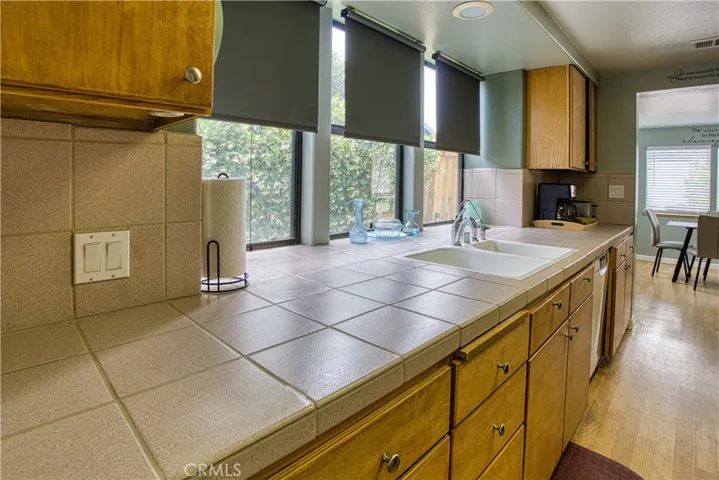 Generous counter space