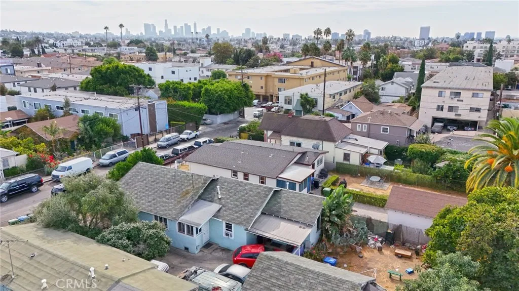 1269 N Harvard Boulevard, Los Angeles, California 90029 home-pic-5