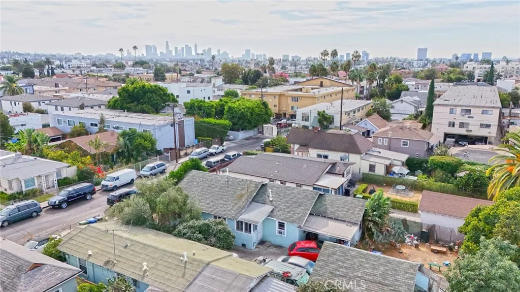 1269 N Harvard Boulevard, Los Angeles, California 90029 home-pic-4