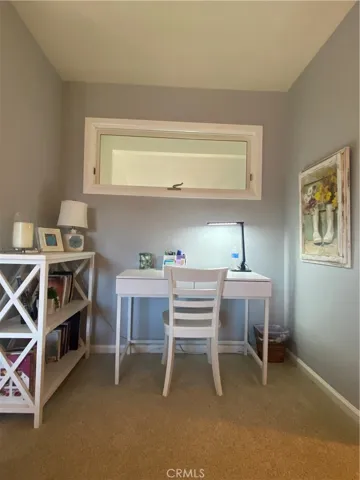 front bdrm feature