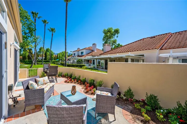 21580 San Lorenzo, Mission Viejo, California 92692