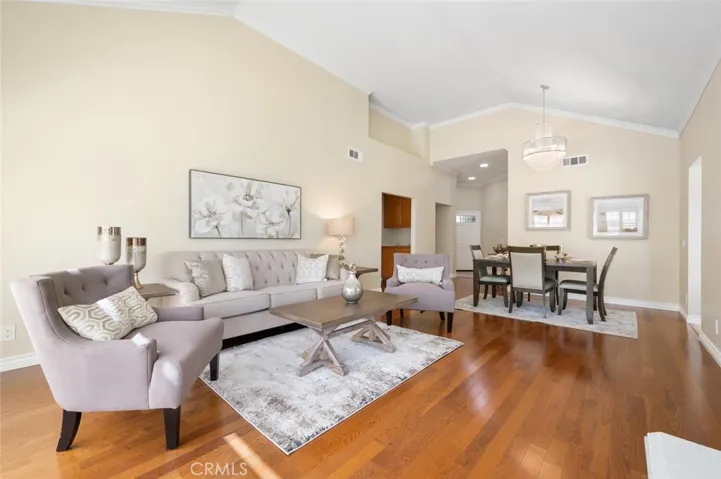 21580 San Lorenzo, Mission Viejo, California 92692