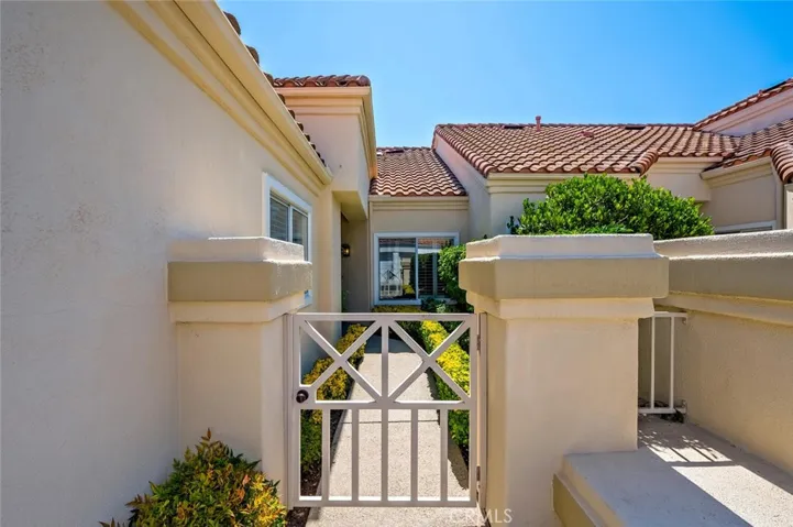 21580 San Lorenzo, Mission Viejo, California 92692