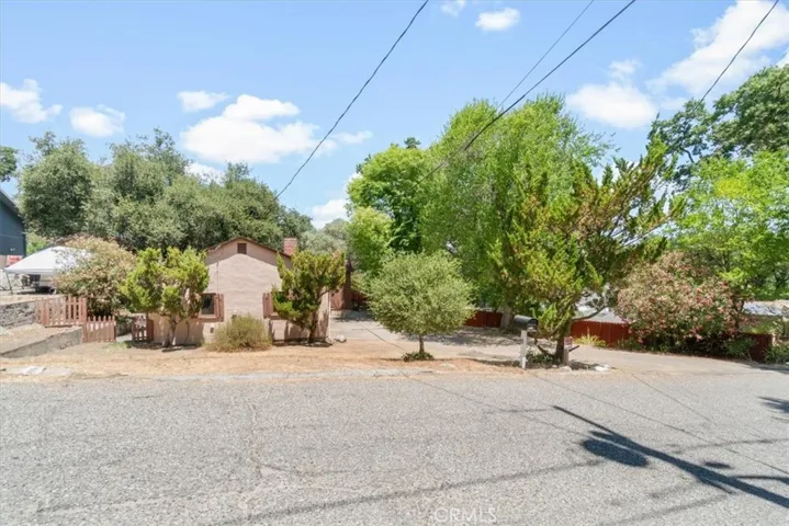 5407 Fresno Avenue, Atascadero, California 93422