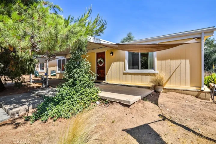 18254 Gaffey Lane, Lake Elsinore, California 92532