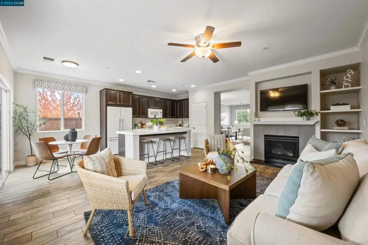 700 Wheat Ct, Roseville, California 95747