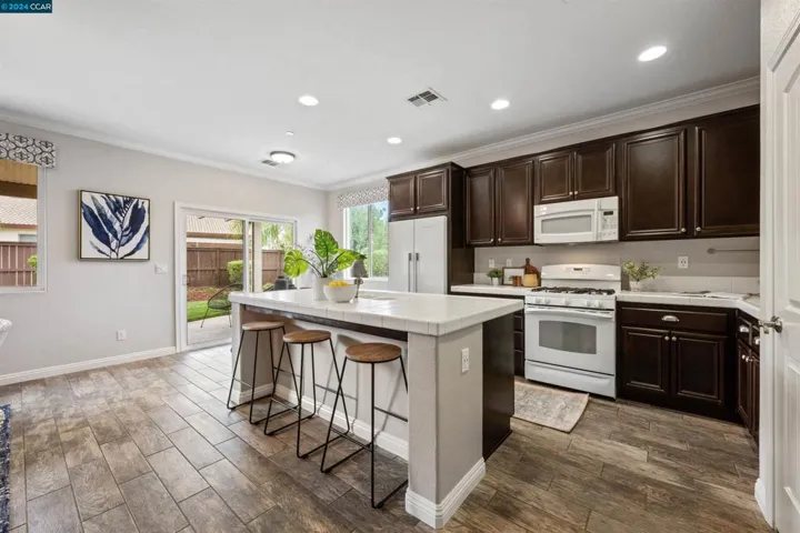 700 Wheat Ct, Roseville, California 95747