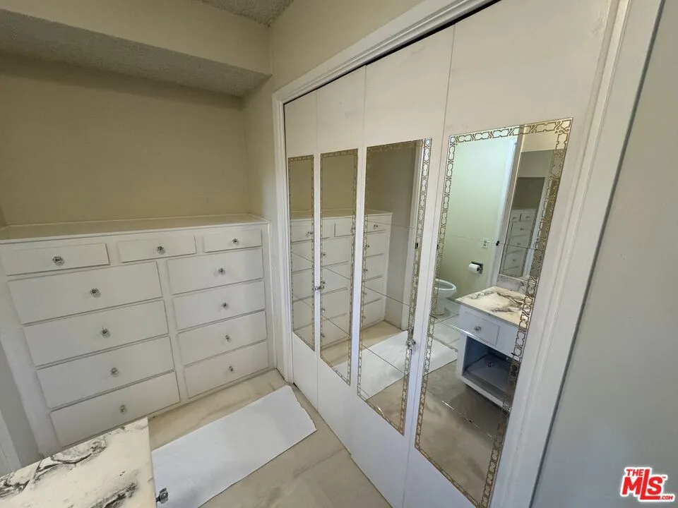 3500 W Manchester Boulevard 145, Inglewood, California 90305 home-pic-19
