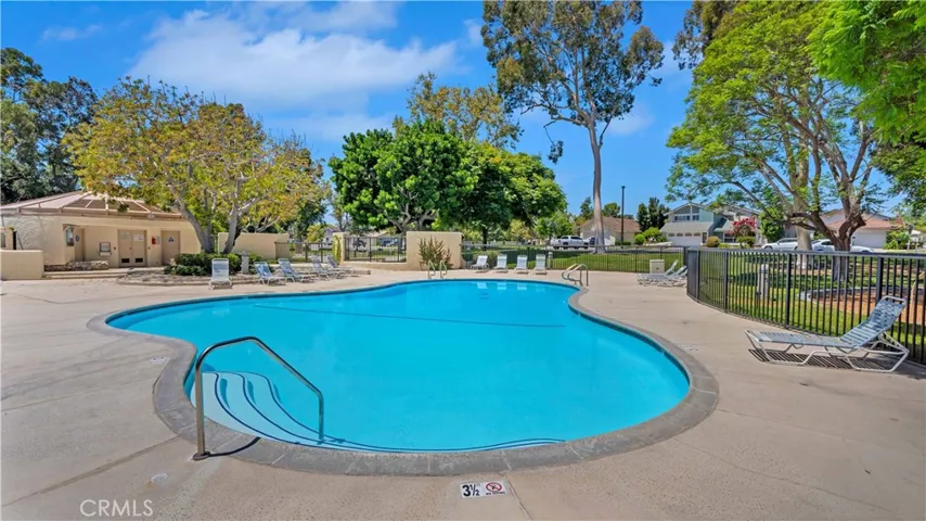 The community pool is across the street.
