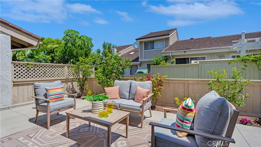 56 Wetstone 35, Irvine, California 92604