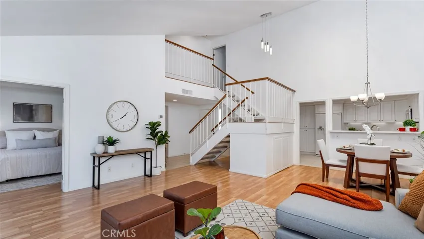 A 2 story condo, it has Cathedral ceilings with a skylight, laminate floors and fresh paint.