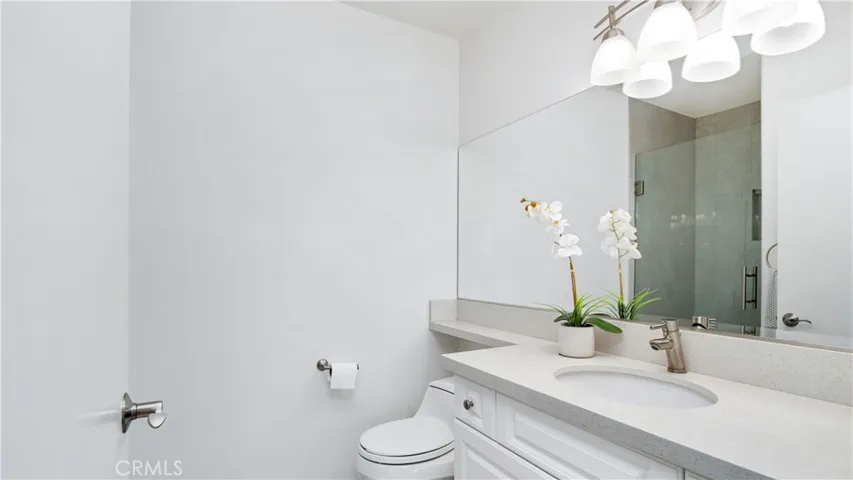 Powder room.