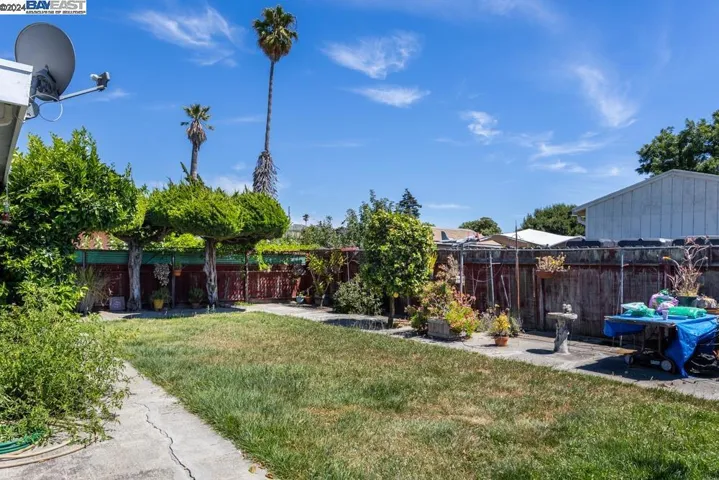 978 Burkhart Ave, San Leandro, California 94579