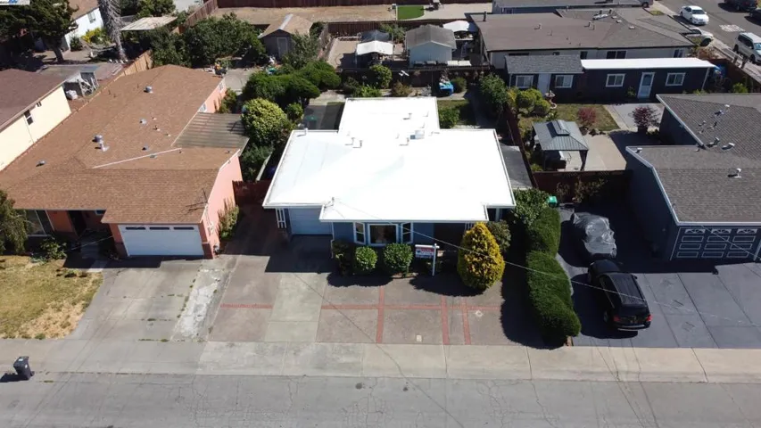 978 Burkhart Ave, San Leandro, California 94579