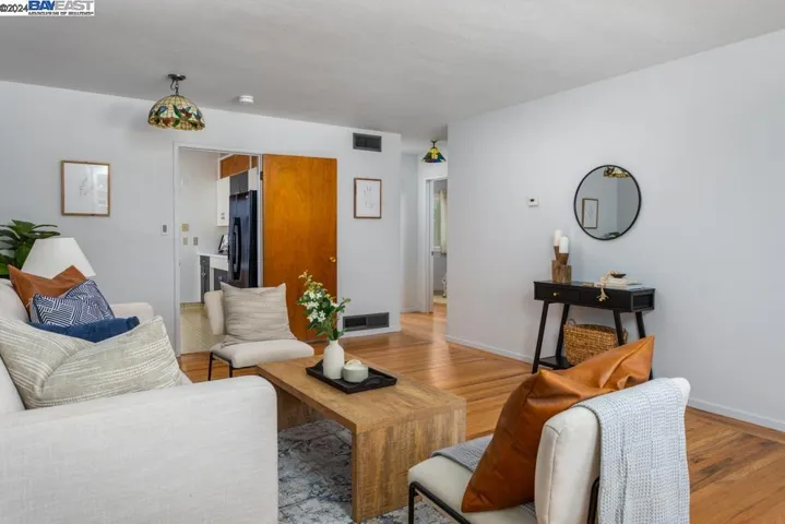 978 Burkhart Ave, San Leandro, California 94579