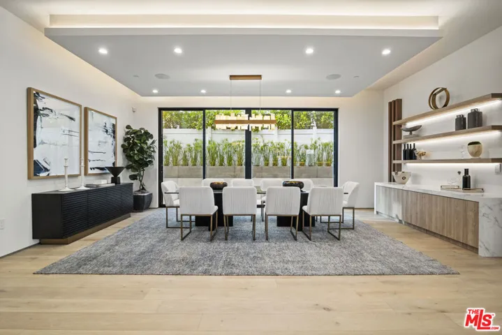 1444 Beverwil Drive, Los Angeles, California 90035