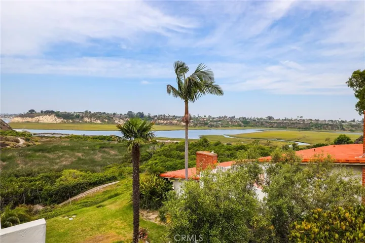 649 Vista Bonita, Newport Beach, California 92660