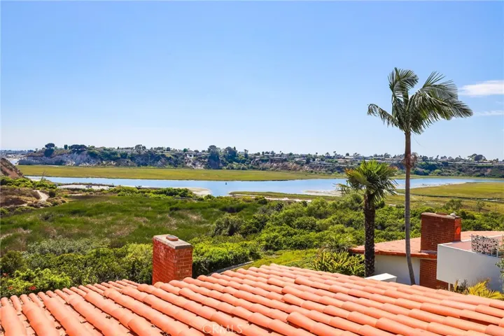 649 Vista Bonita, Newport Beach, California 92660