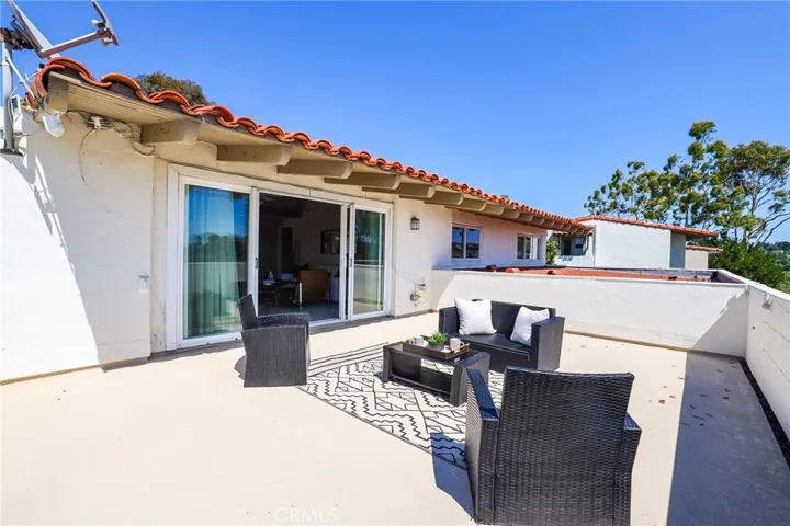 649 Vista Bonita, Newport Beach, California 92660