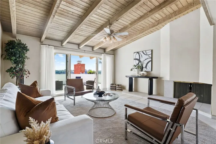 649 Vista Bonita, Newport Beach, California 92660
