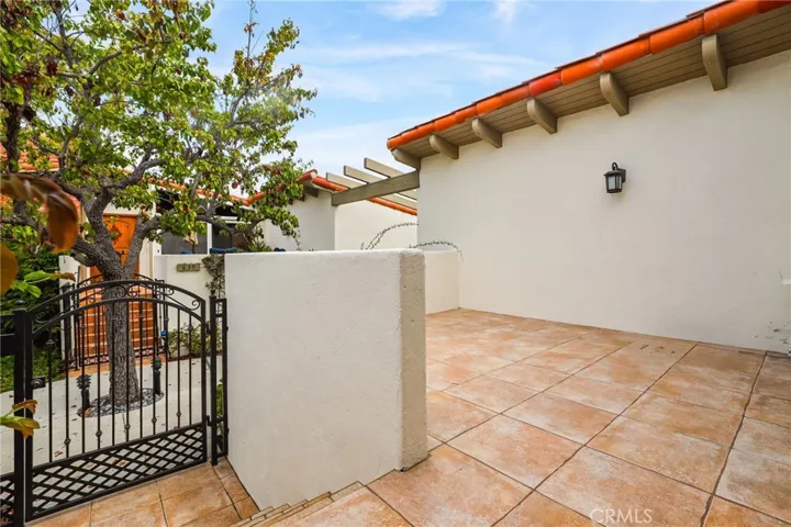649 Vista Bonita, Newport Beach, California 92660