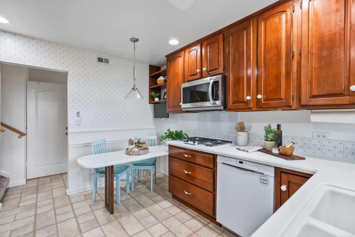 202 Sierra Vista Drive, El Cajon, California 92021