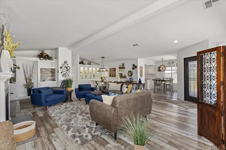 1478 Salem Court, Oceanside, California 92057