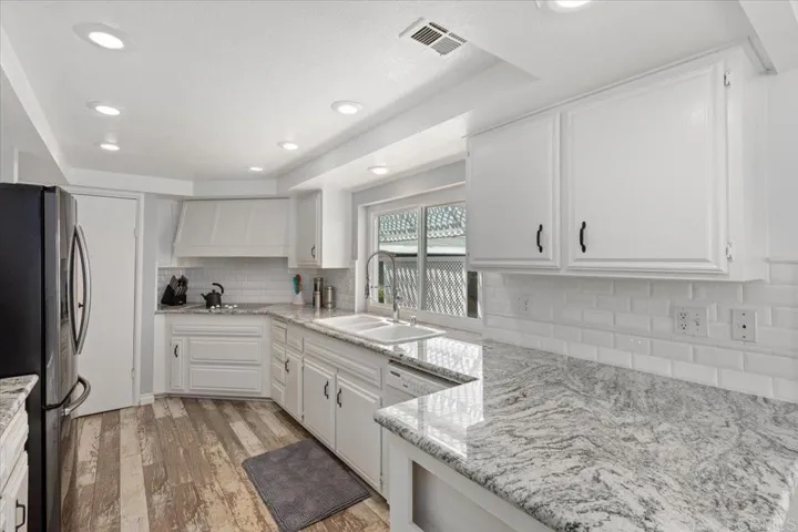 1478 Salem Court, Oceanside, California 92057