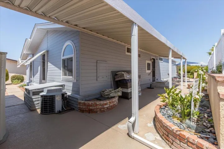 1478 Salem Court, Oceanside, California 92057