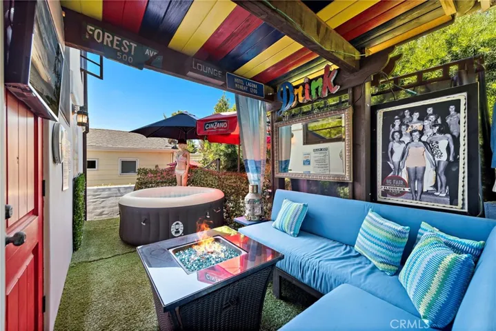 490 Agate Street, Laguna Beach, California 92651
