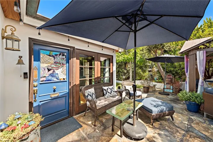 490 Agate Street, Laguna Beach, California 92651