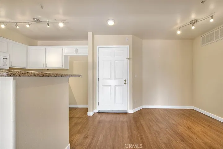 11410 Brookshire Avenue 113, Downey, California 90241