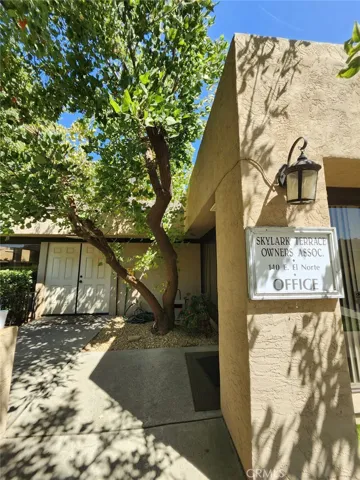 140 E El Norte Parkway 20, Escondido, California 92026
