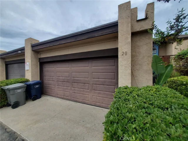140 E El Norte Parkway 20, Escondido, California 92026