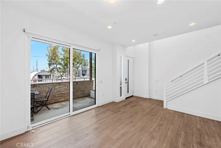 665 W 17th Street, Costa Mesa, California 92627