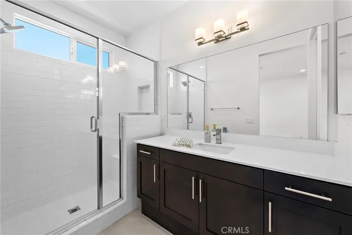665 W 17th Street, Costa Mesa, California 92627