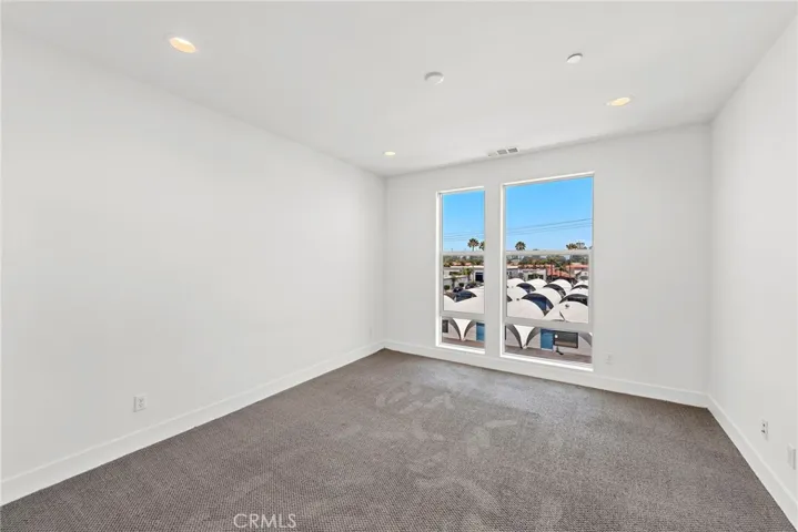 665 W 17th Street, Costa Mesa, California 92627